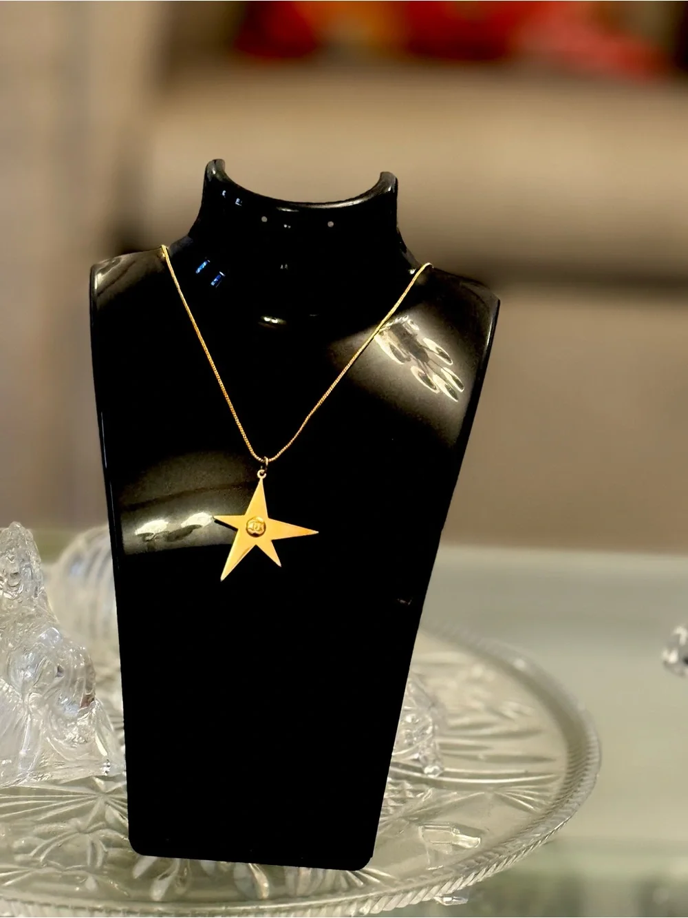 Authentic &Original !CHANEL Gold Star Charm large with a beautiful gold chain - Picture 7 of 13